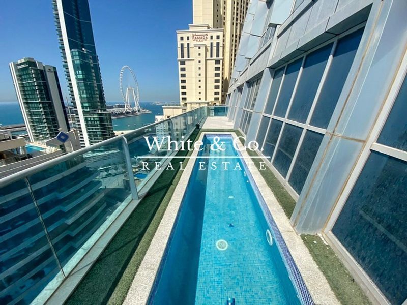 Penthouse | Full Floor | Swimming Pool | Upgraded