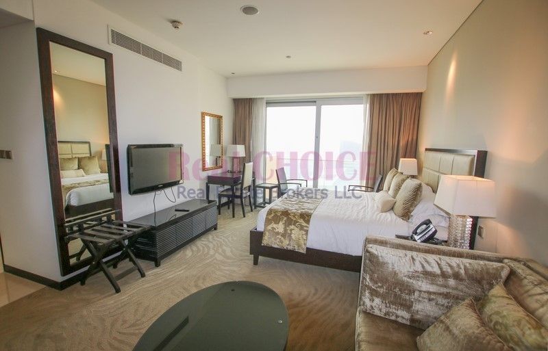 5-Star Hotel Apartment | Full Marina View | Balcony
