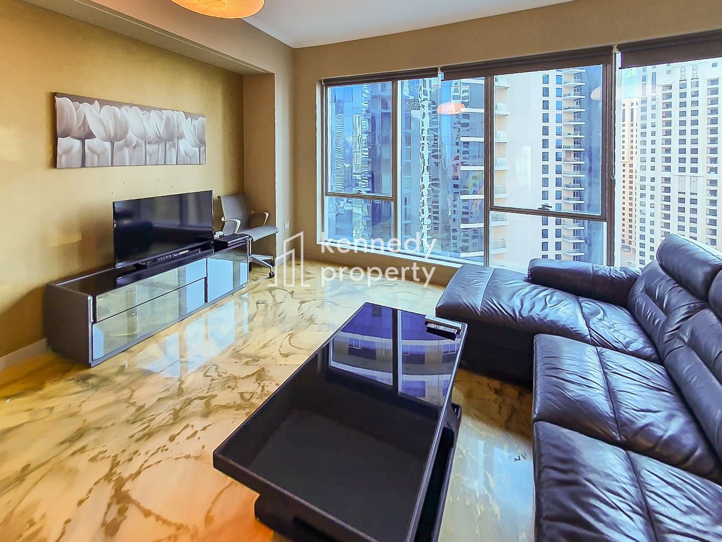 Spacious Living Area | Marina View | Upgraded