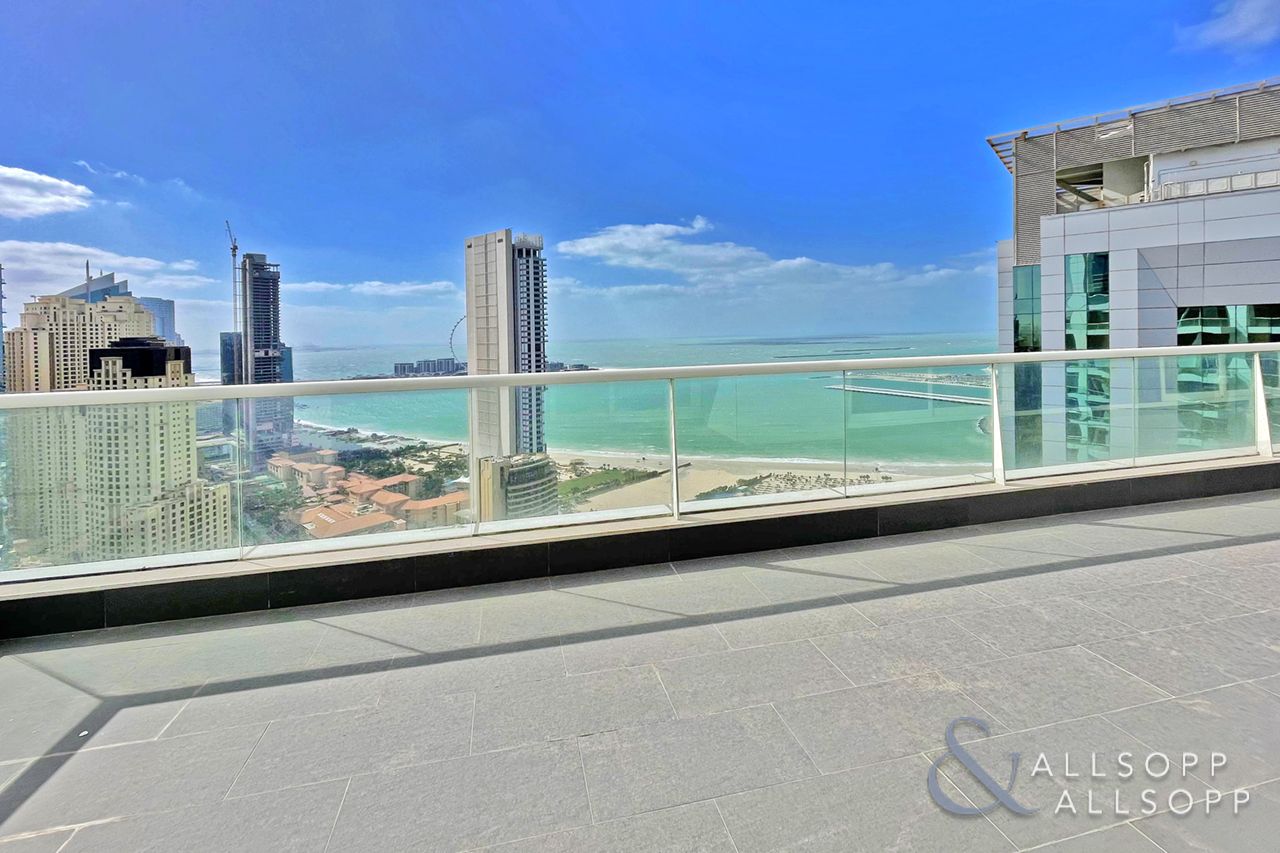 Upgraded | Penthouse | Panoramic Sea View