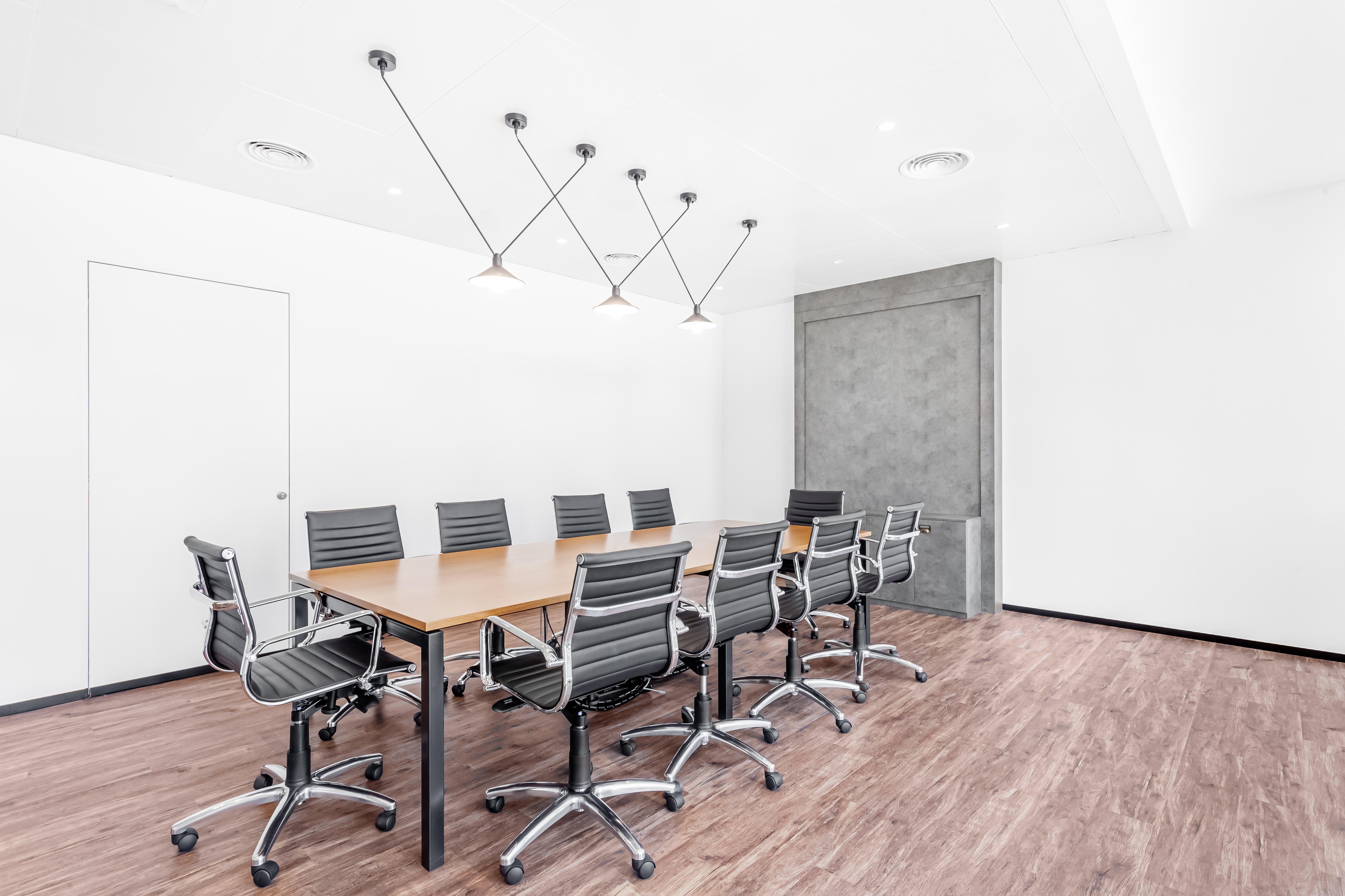 Open office space to rent for 10 persons in ABU DHABI, B1 Mussafah Abu Dhabi Area