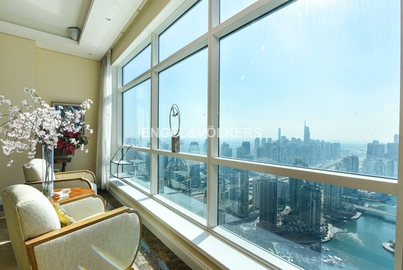 Exquisite Penthouse | Upgraded | Stunning Views