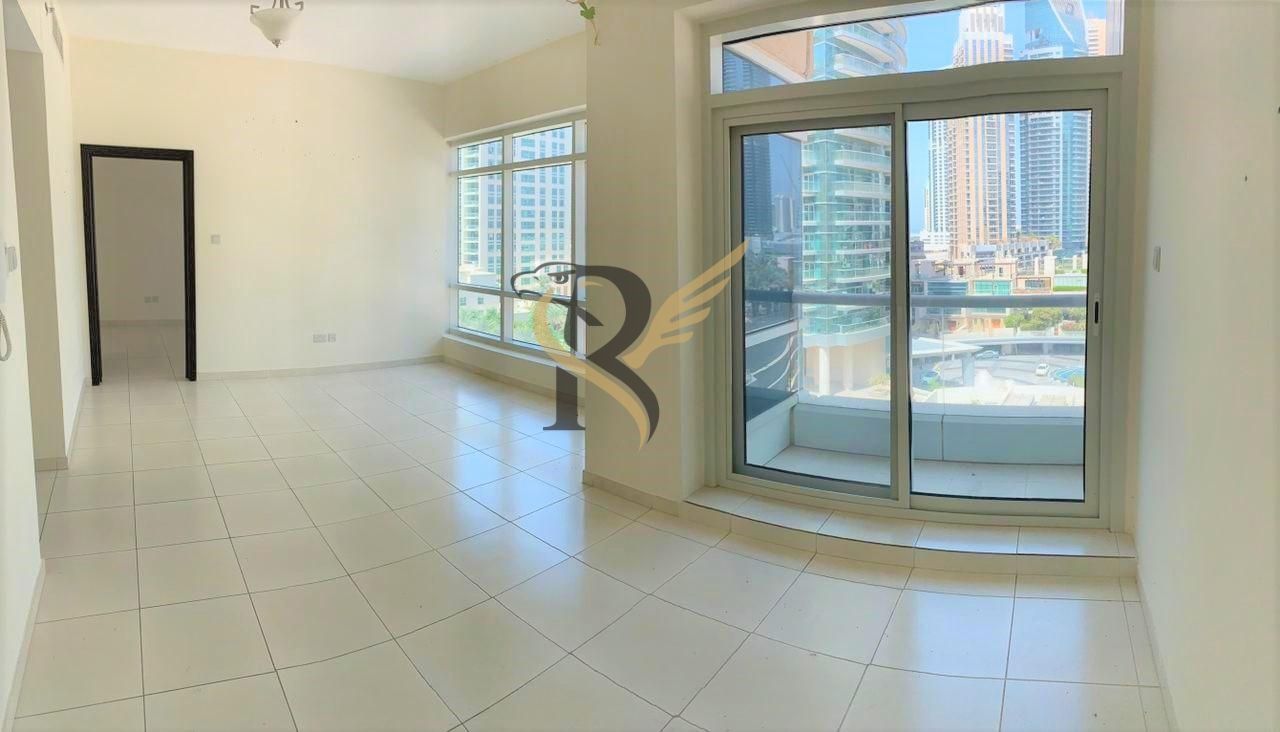 Best deal | 2min walk to Metro | Chiller Free | Ready to move in