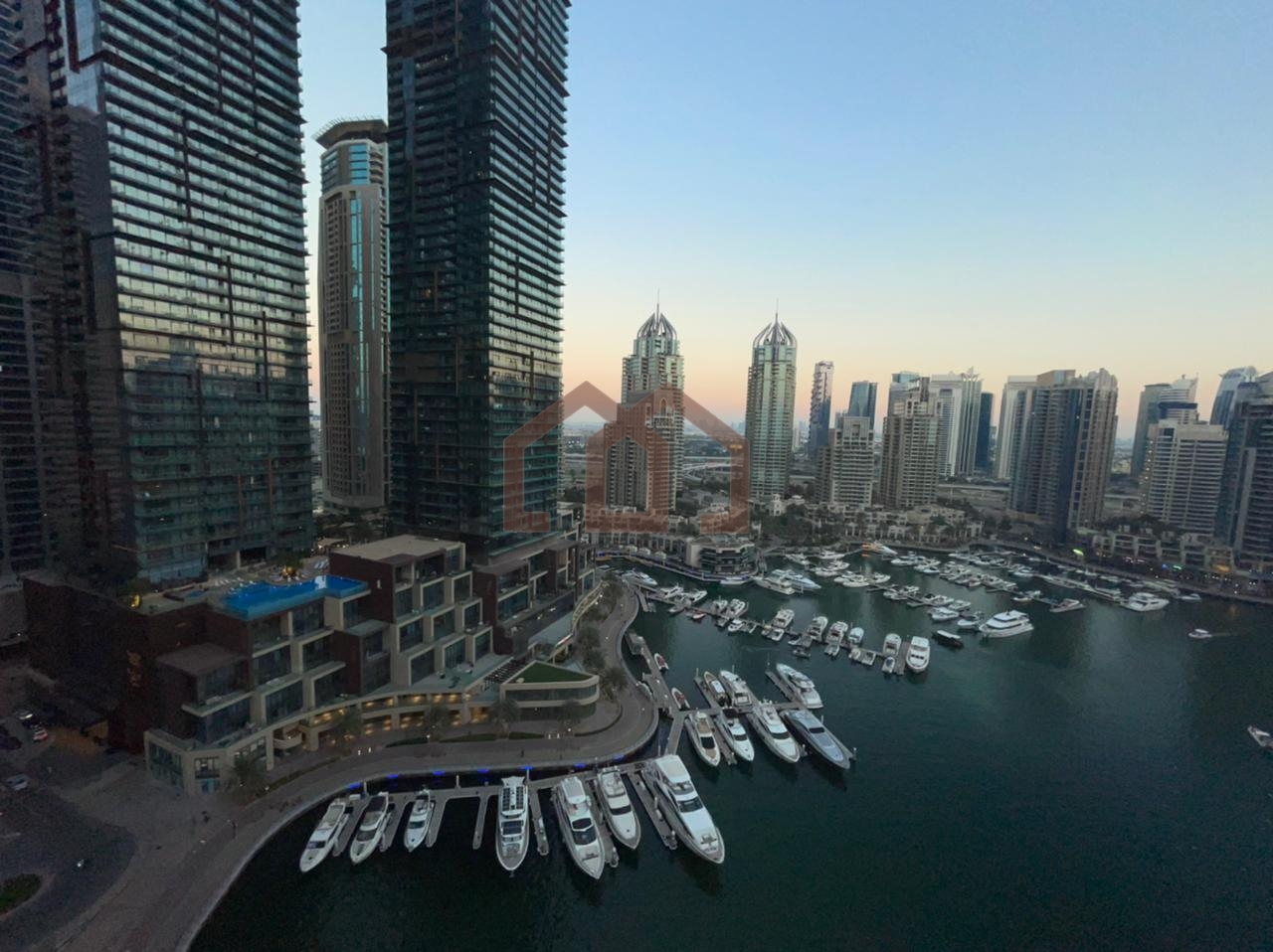 Full Marina View | Heart of Dubai l Iconic Views |
