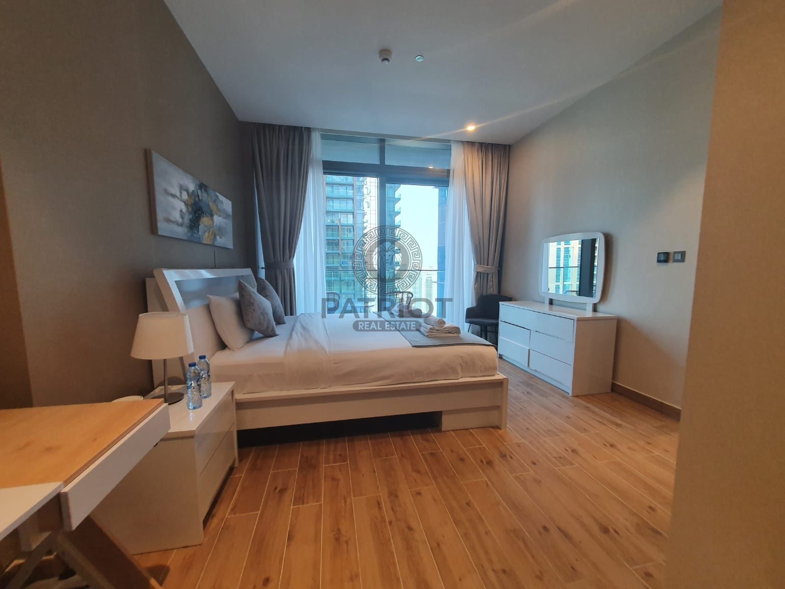Luxury Fully furnished 1BR apertment for rent including all bills