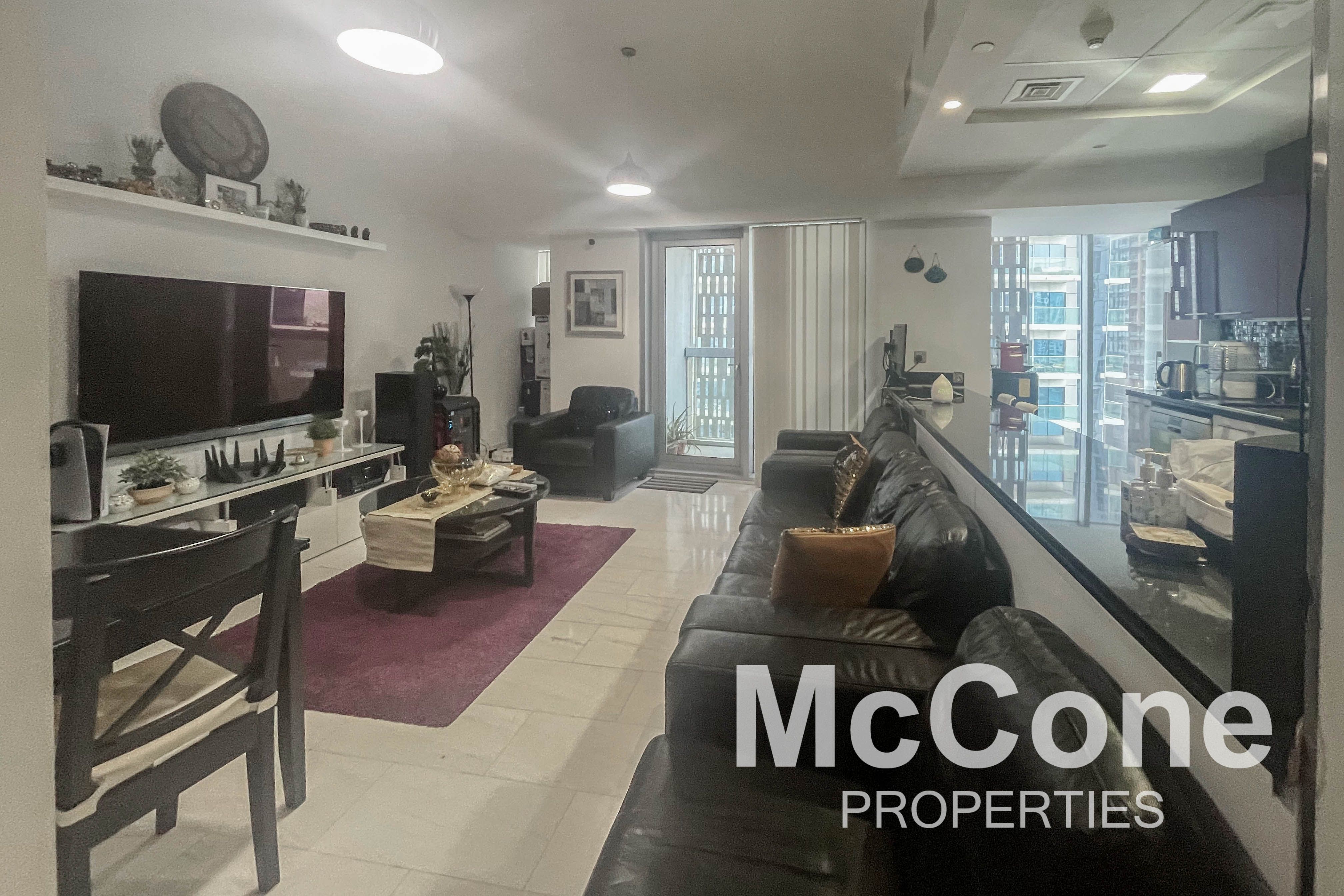 Spacious Apartment | Unfurnished | White Goods