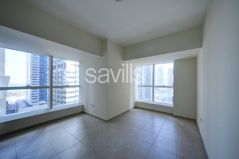 Partial Sea View | Spacious Apt | Well Maintained