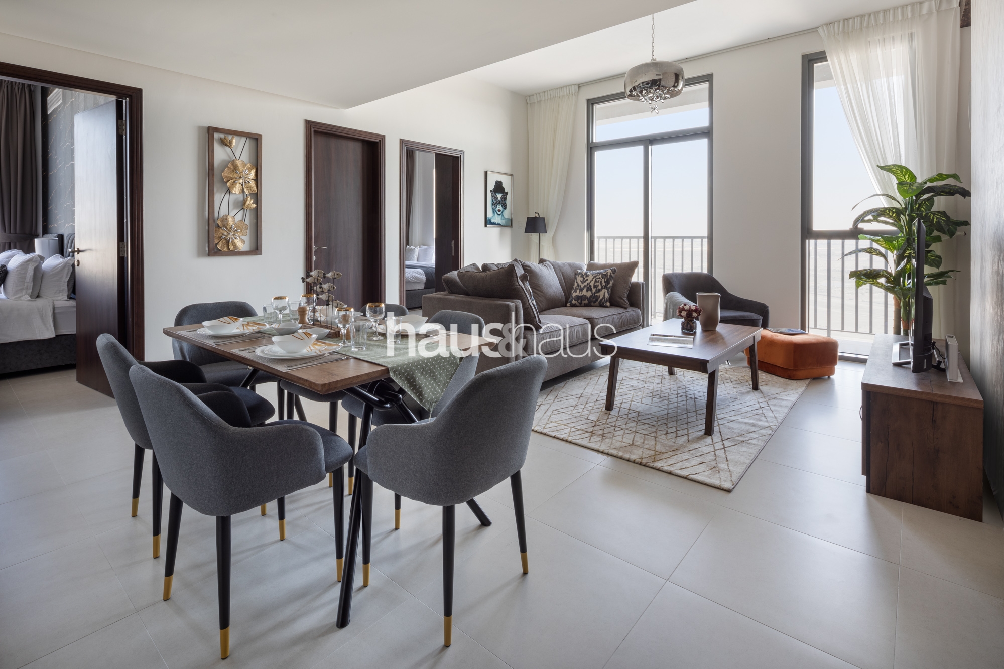 Exquisite 2 BR | Plenty of Amenities | Cosy