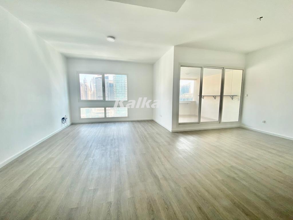 Chiller free | Upgraded | Closed kitchen | Maids room | Marina view | 2 Balconies