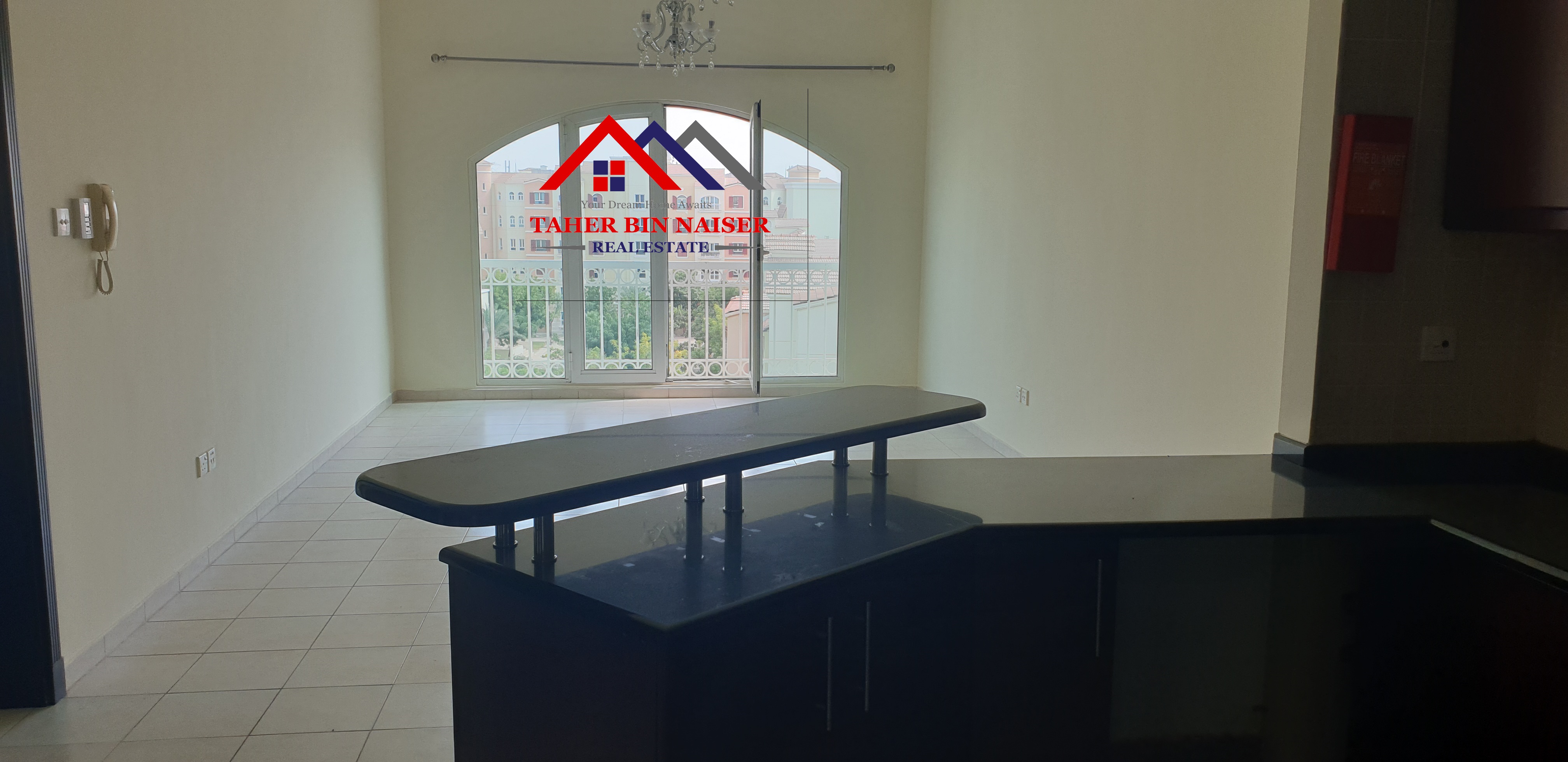 FIRST TIME IN DISCOVERY GET FLAT WITH PAYMENT PLAN NO INTEREST 1 BEROOM FOR SALE