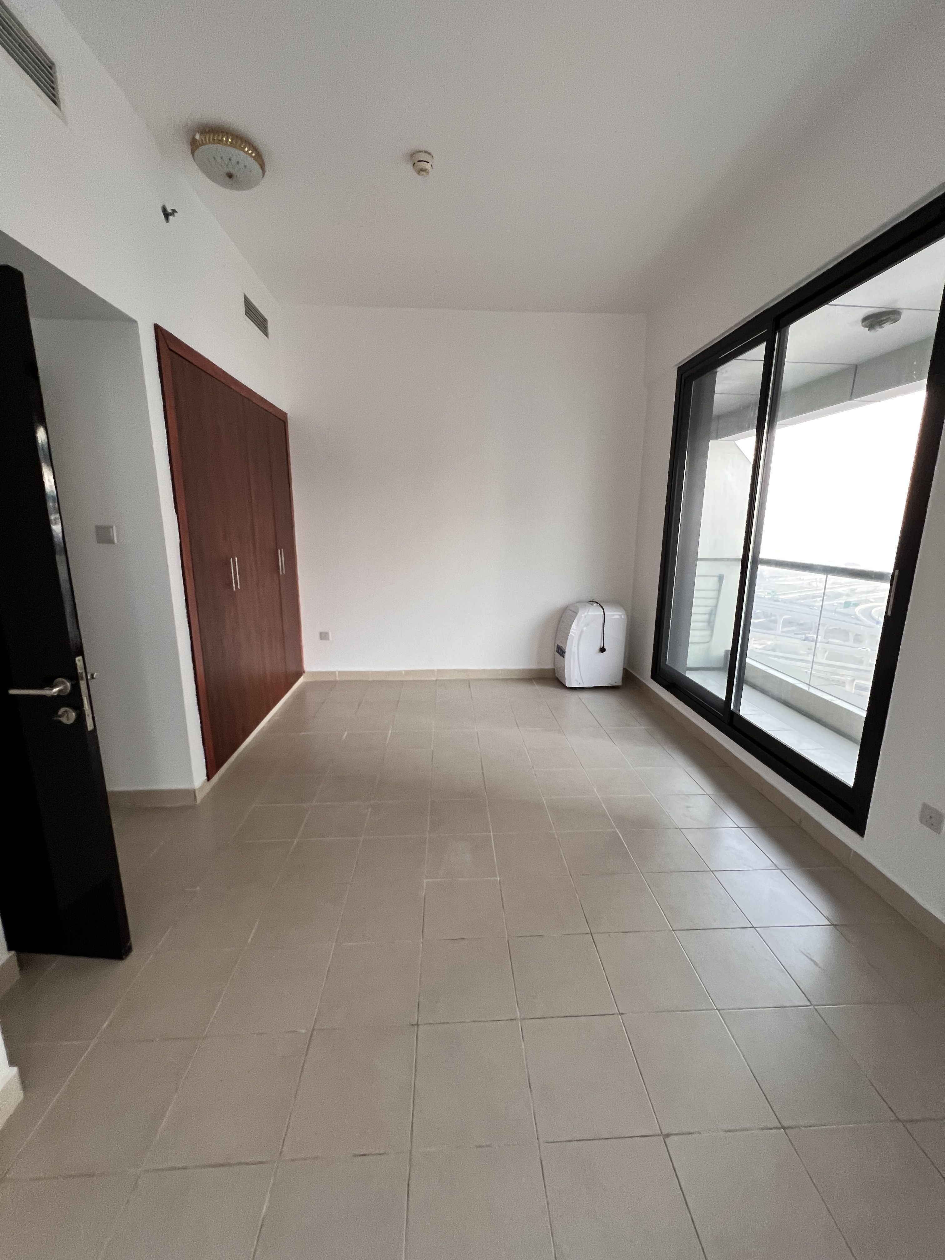 ONE BED ROOM FOR RENT IN ESCAN MARINA DUBAI MARINA