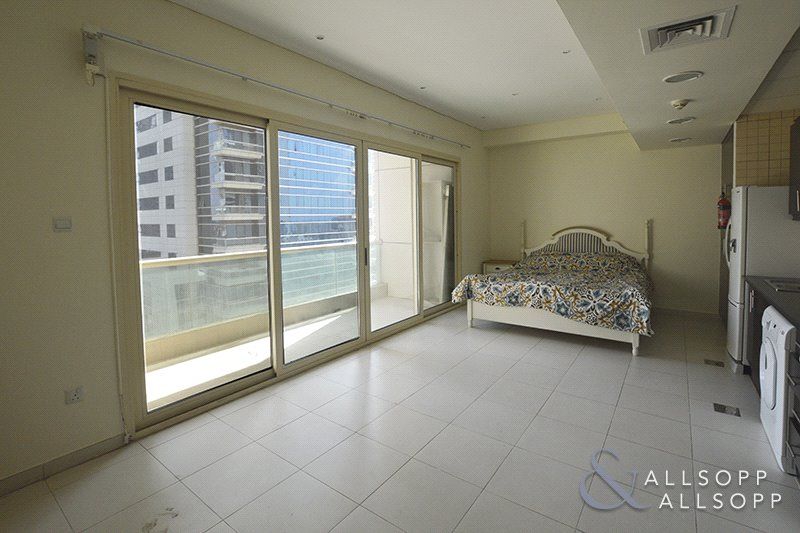 Part Furnished | Studio | Available Dec