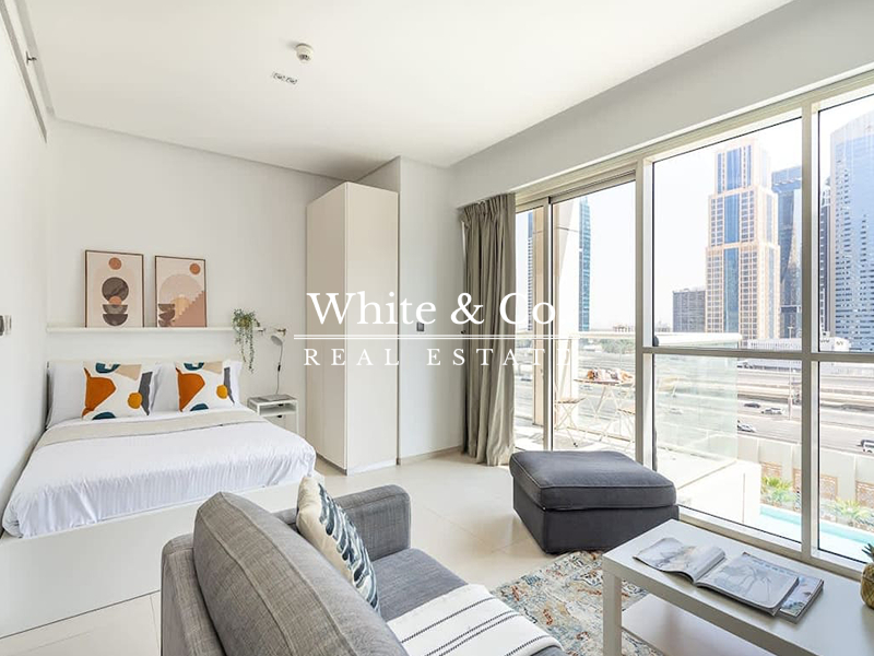 Modern | Close To Metro | Chiller Free