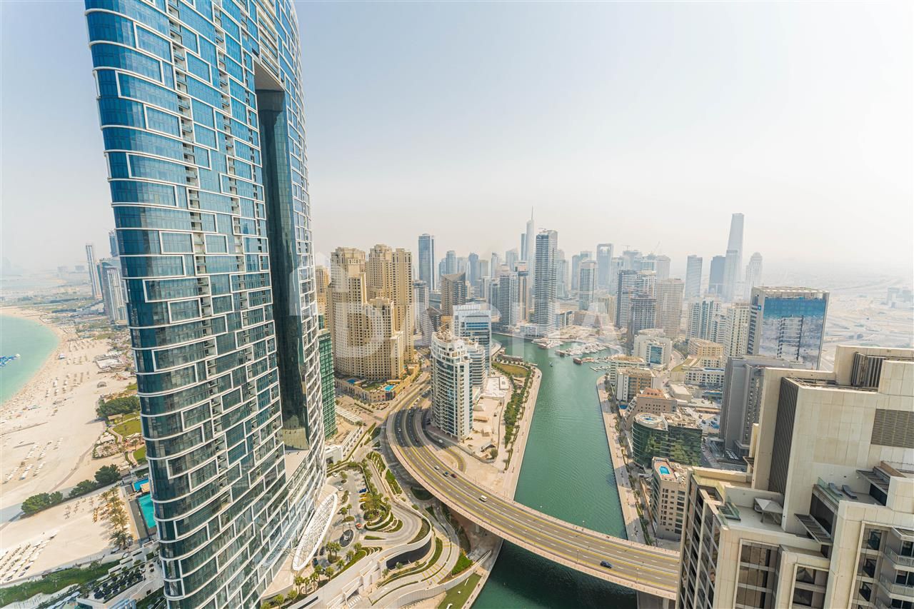 Luxury Living/ Waterfront/ See NOW