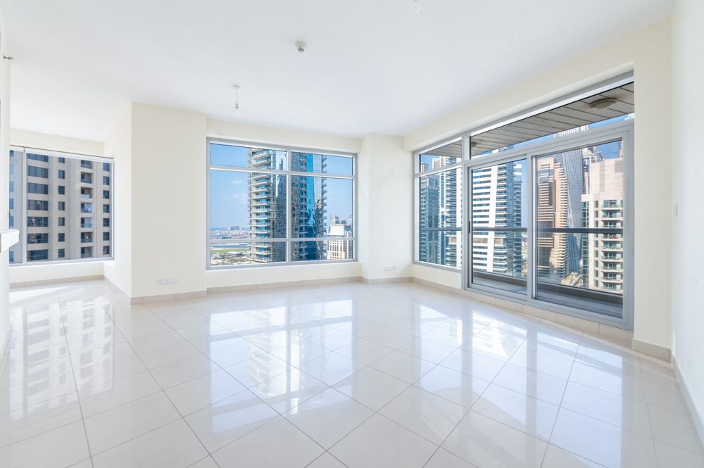 Well-kept | Large layout 1BR + Study | Marina View