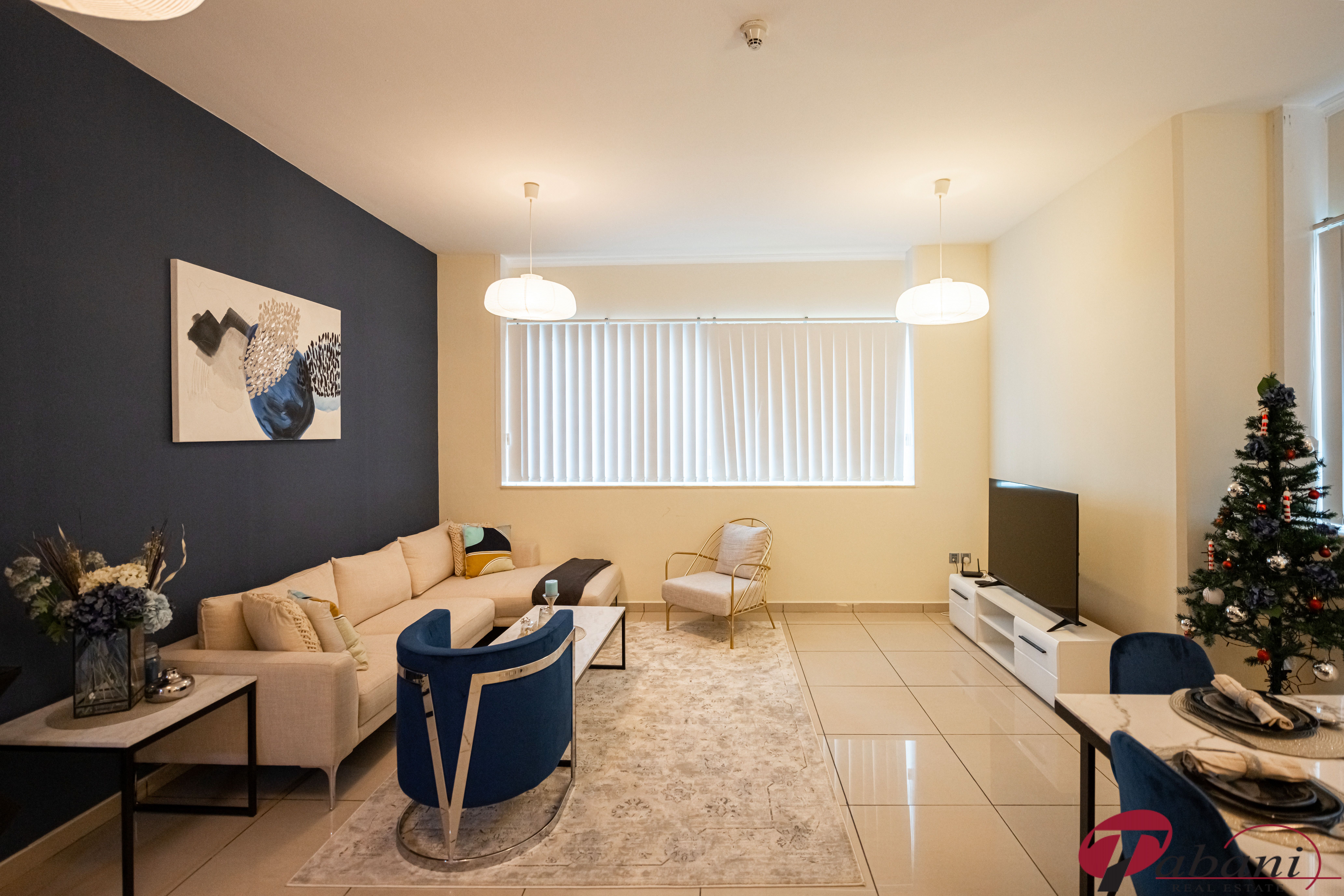 Near Tram Station|Fully Furnished |Pets Allowed