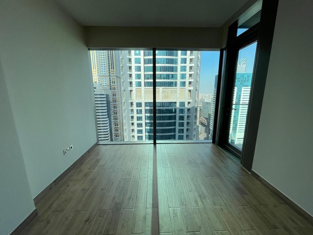 Ready to Move | High Floor | Facing Marina View