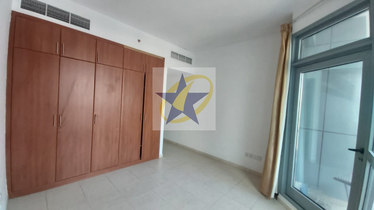 Close to Metro - unfurnished - Marina View