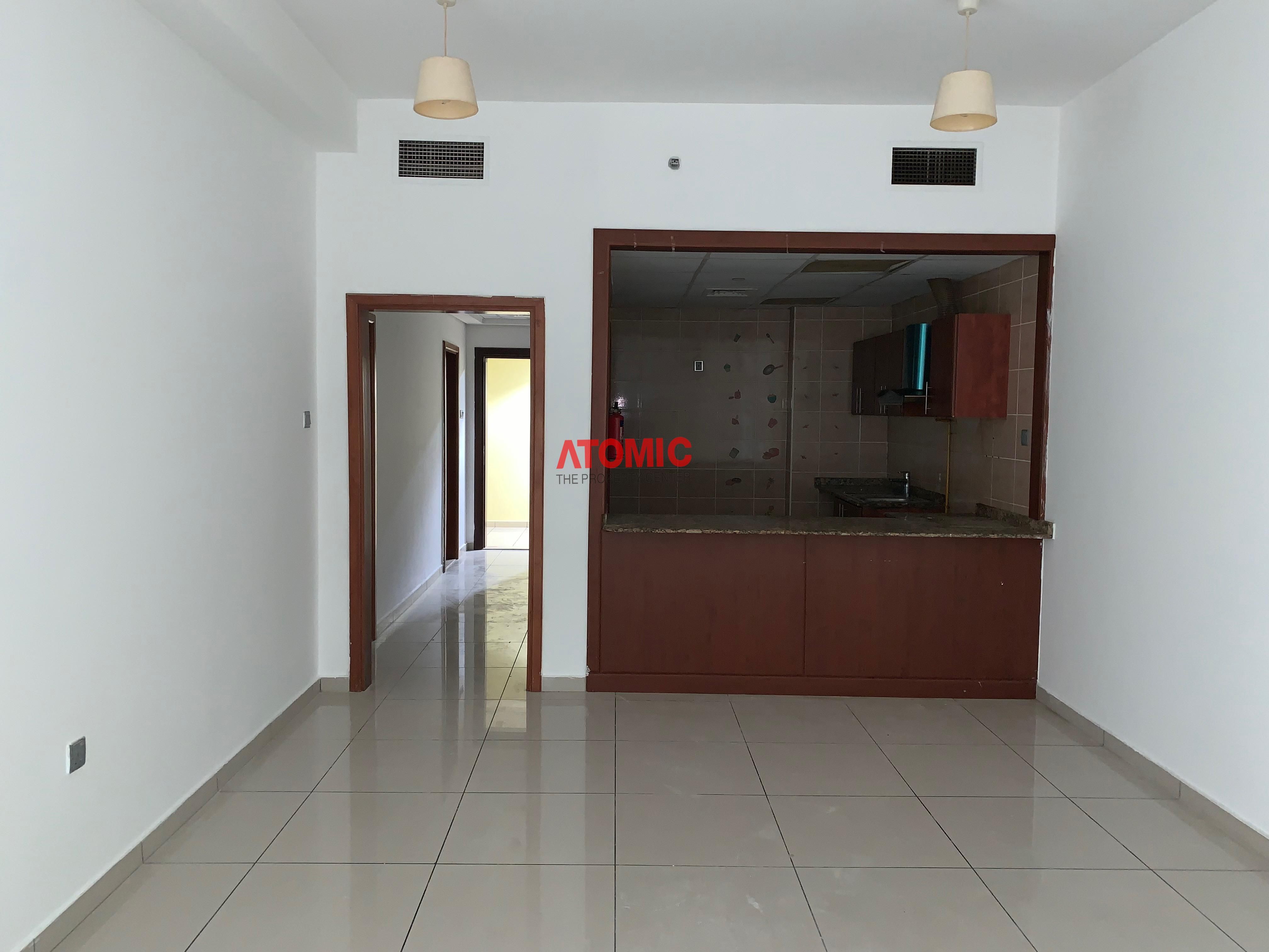 Large One Bedroom ! Chiller Free ! Marina Pinnacle