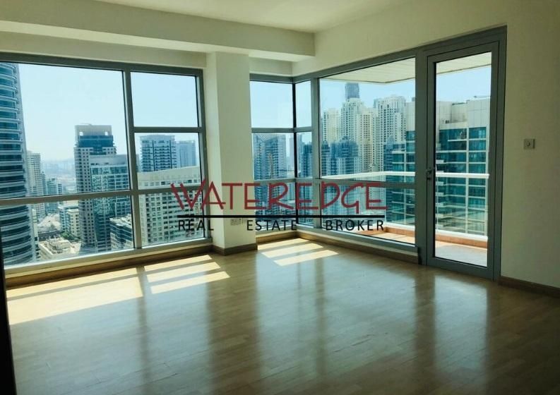 Luxury 2BR I Chiller Free I Next to metro