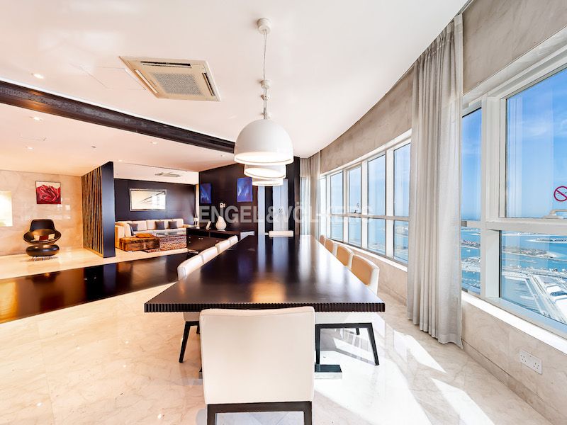 Huge Penthouse|Top Floor|Sea View|Balcony