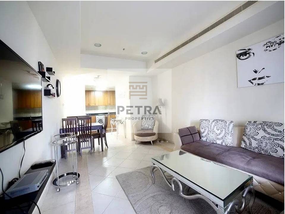 Fully Furnished | Amazing Location NearThe Walk | 1 BR with Balcony