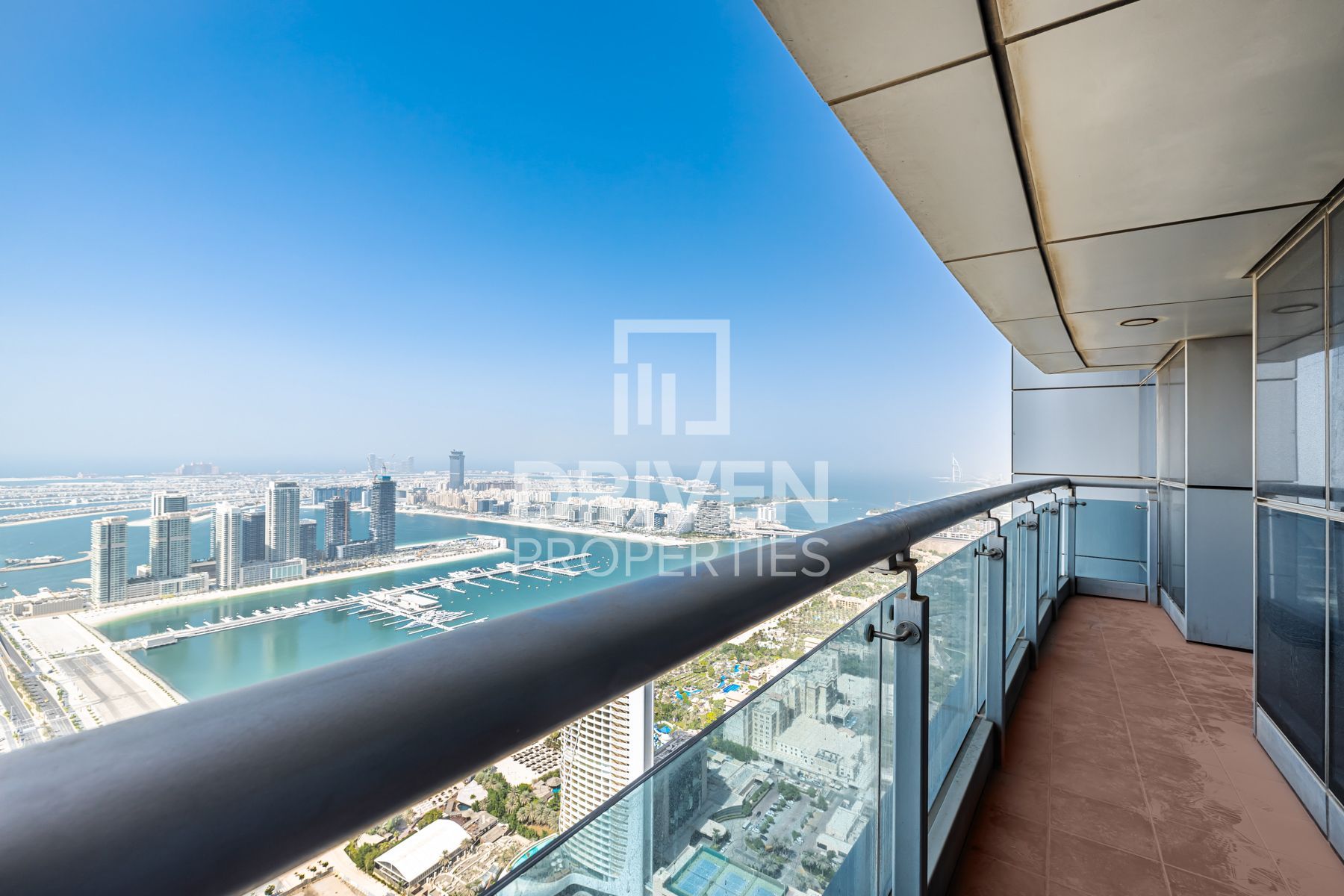 Spacious Apt w/ Marina View | High Floor