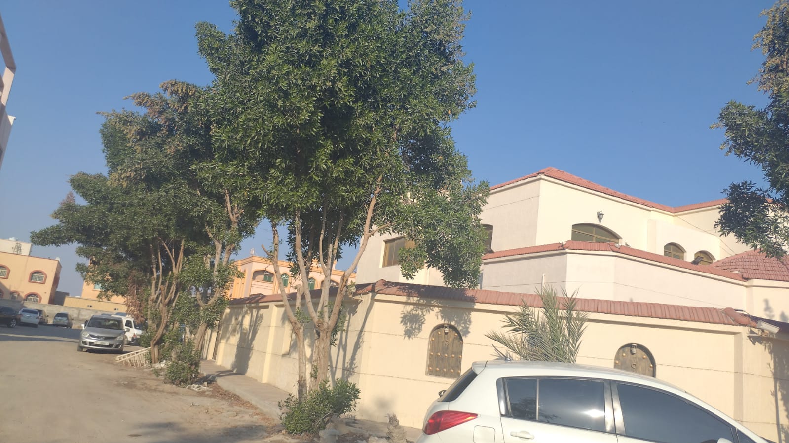 Huge Villa For Sale