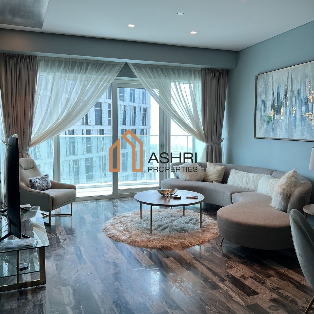 luxurious Apartment in Dubai Marina with  Dubai Eye View