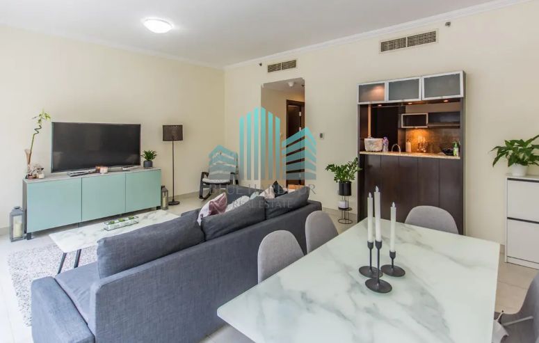 LUXURIOUS LAYOUT & FINISHING | PRIME LOCATION | VACAN ON TRANSFER
