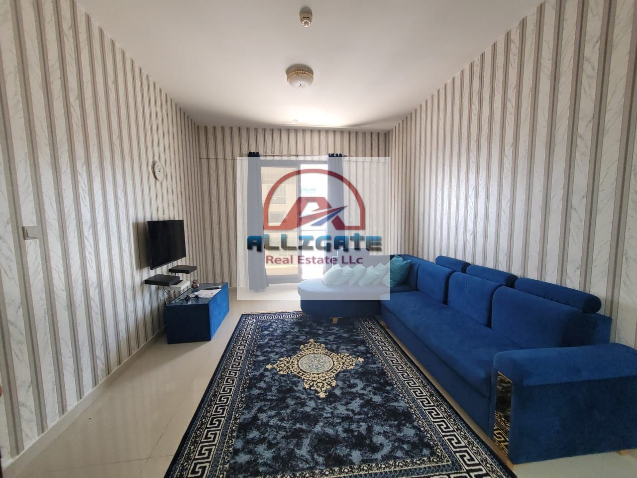 Specious 1BHK ||  Fully Furnished Including All Bills In Dubai Marina