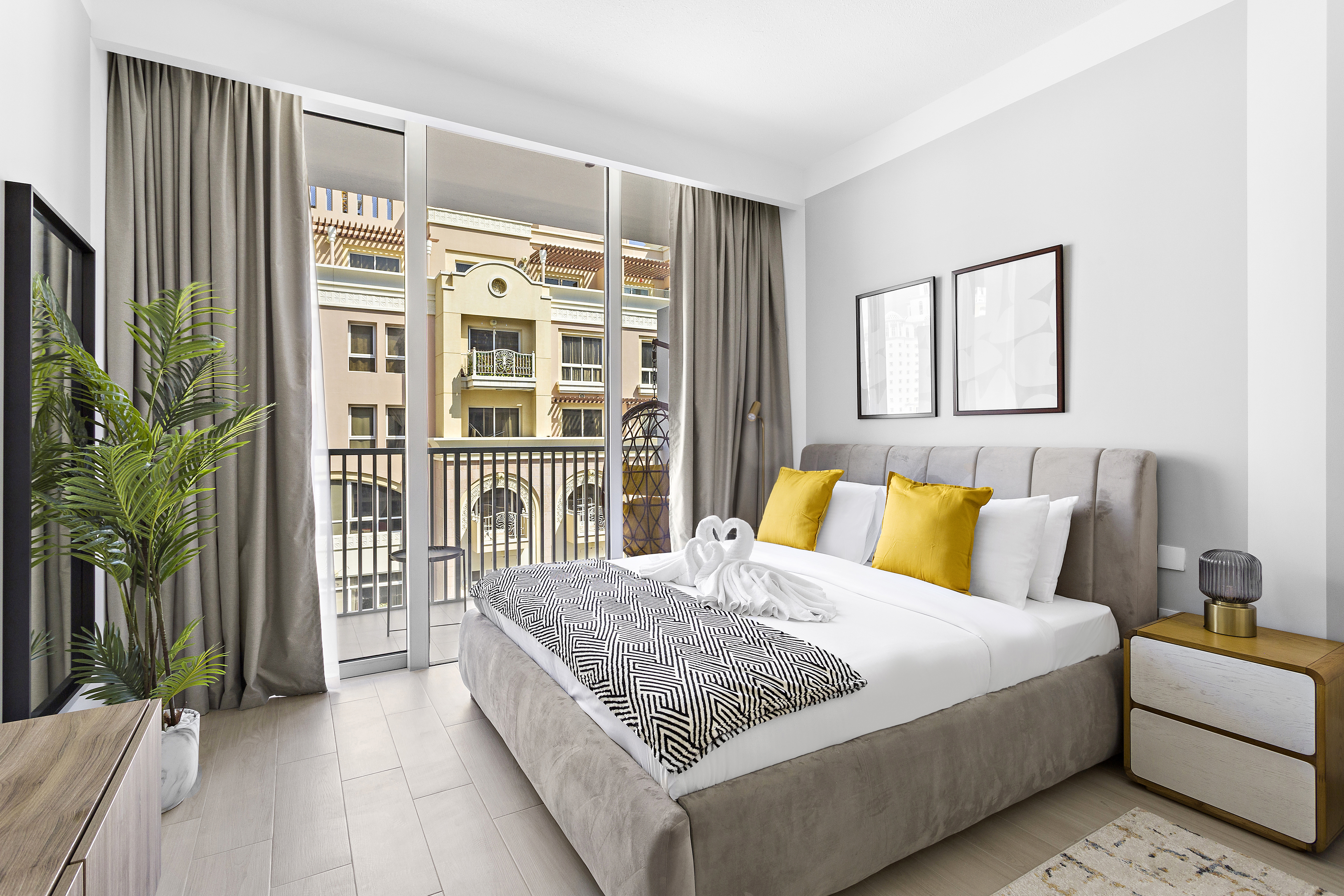 Bills Included | Fully furnished | Up to 12 checks