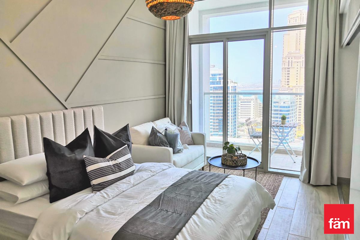 Marina View | Mid Floor | Furnished | Balcony
