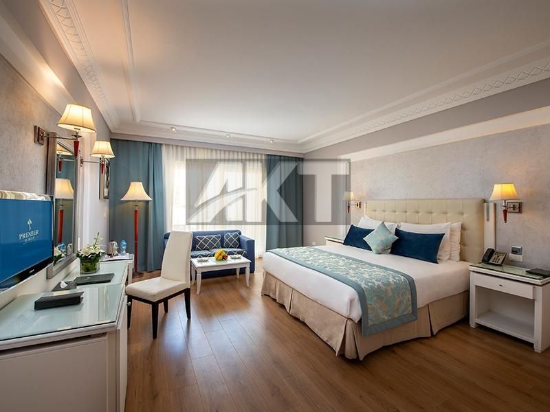 LE REVE TOWER/ VERY HIGH FLOOR/ 02 TYPE/ BEST SEA ,PALM AND BLUE WATERS VIEW/ SUPER LUXURY/ HIGH SECURITY
