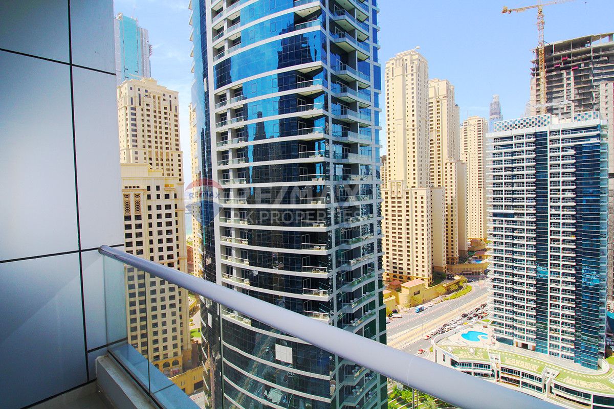 Vacant | Marina View | Central Tower