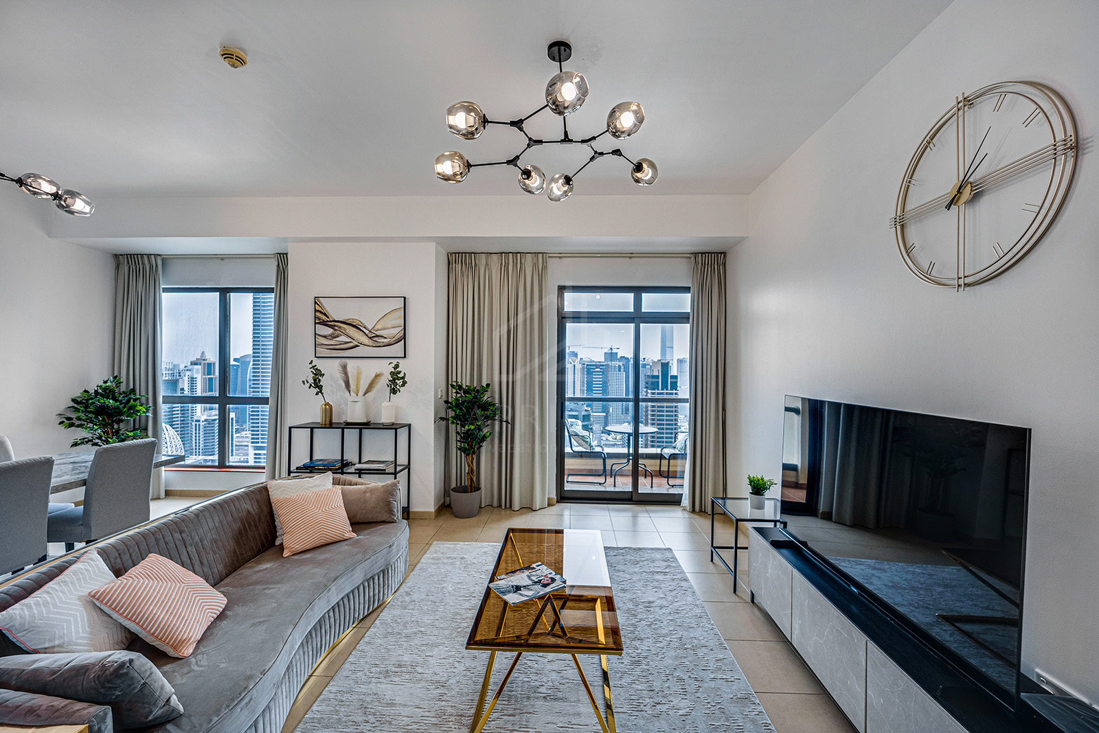 apartment card