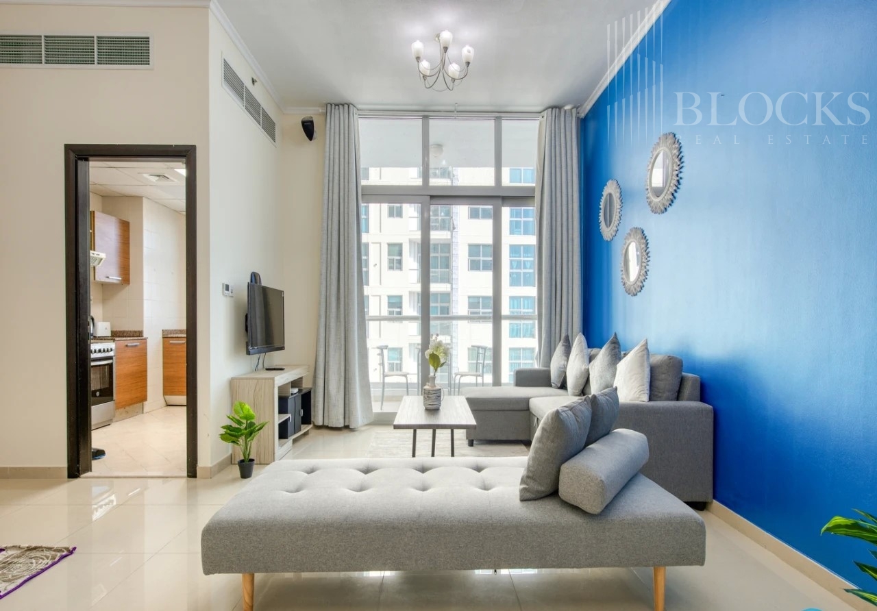 Fully Furnished 1BR+Balcony | Partial Marina View