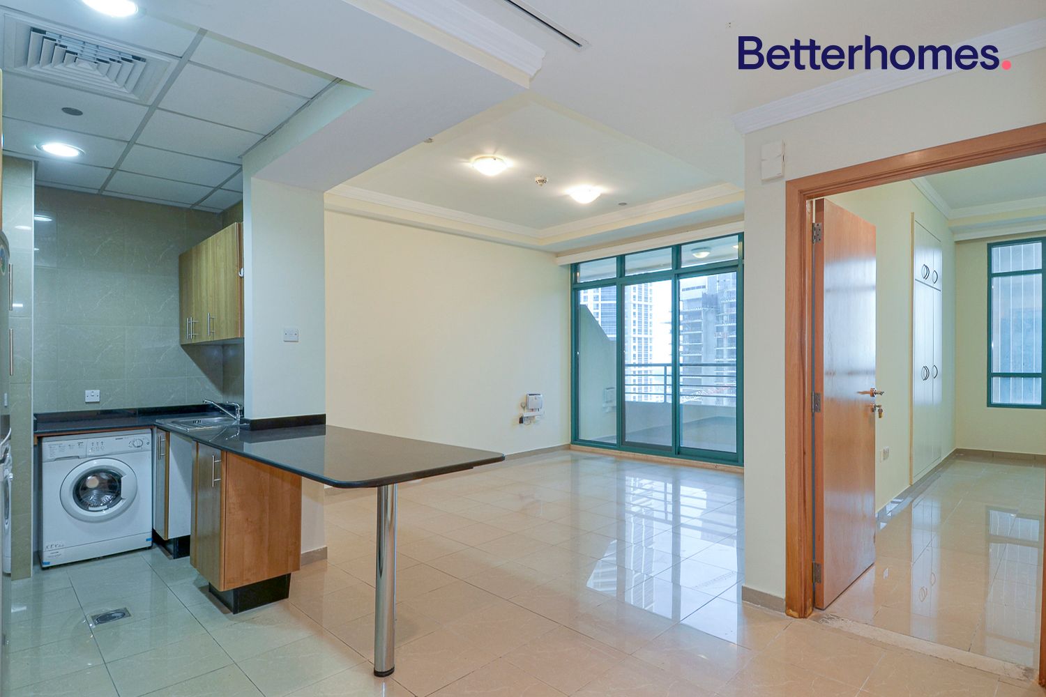 Furnished | 1 Bedroom in Marina Crown | Sea view