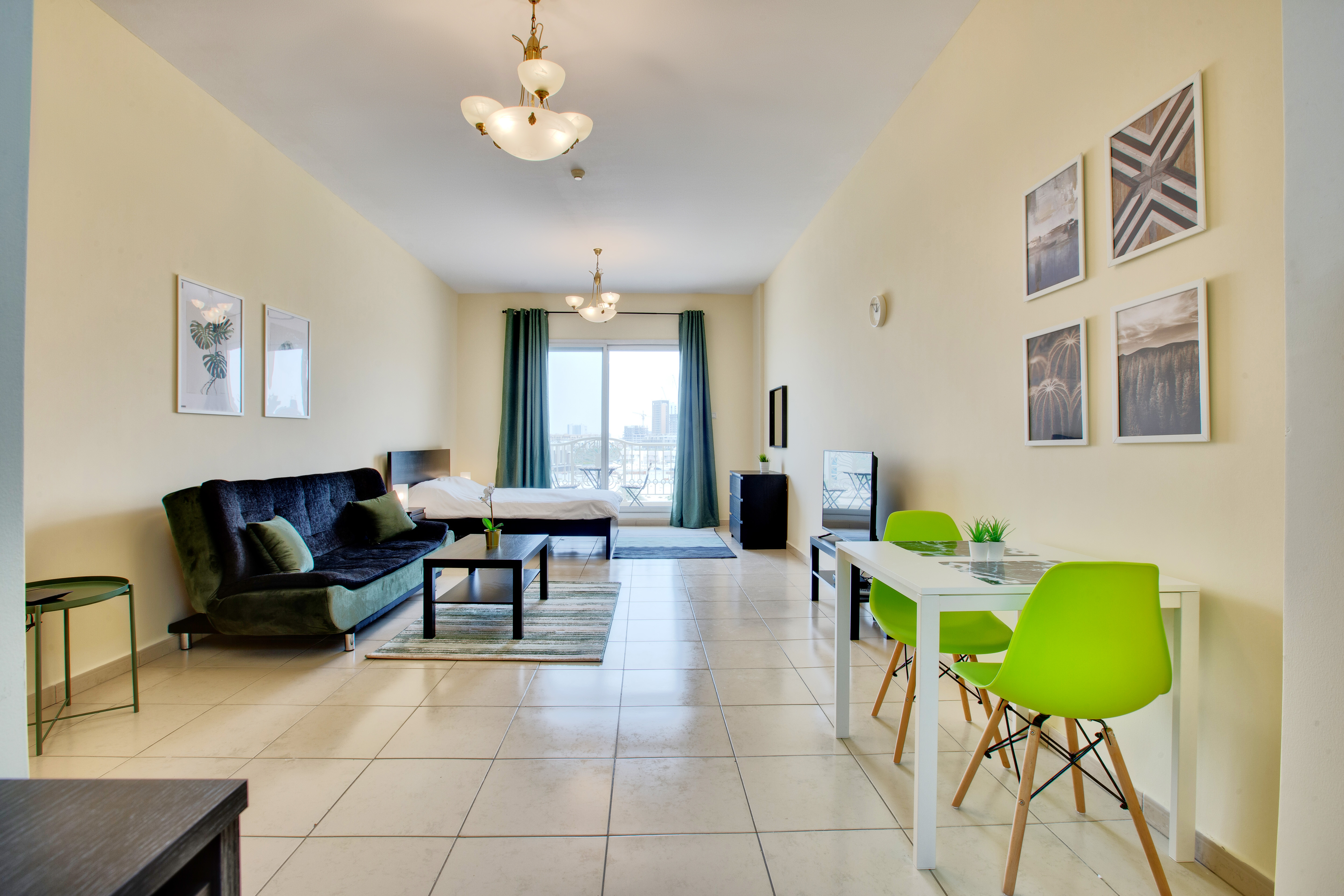 Spacious Studio in JVC District 10