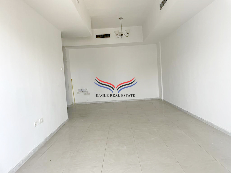 Spacious Unit | Wide Balcony | Central AC