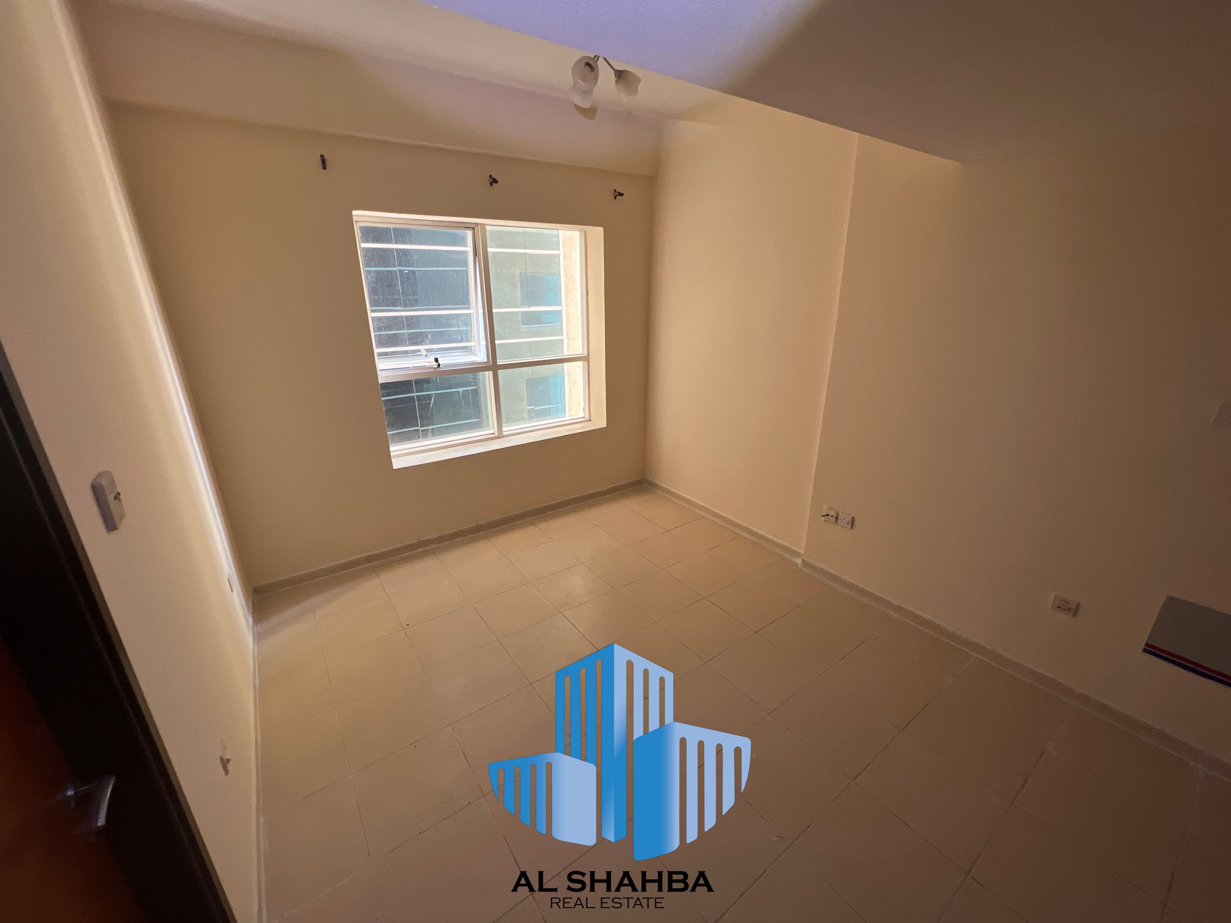 Income Flat / Central AC / Family Tenant / Closed Kitchen Have