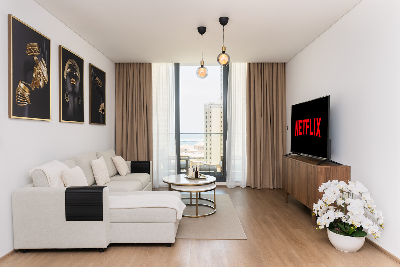 Hot Offer NEW 1 BR near the beach. For 1st tenant. All Bills Included.