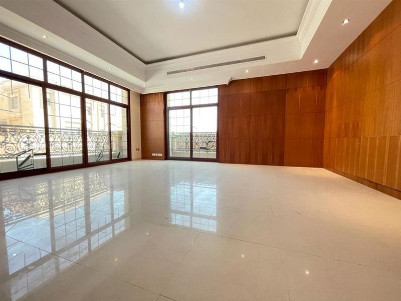 Brand New Huge Studio With Sep/Kitchen Proper Washroom Built In Wardrobe Near Spar Market In KCA