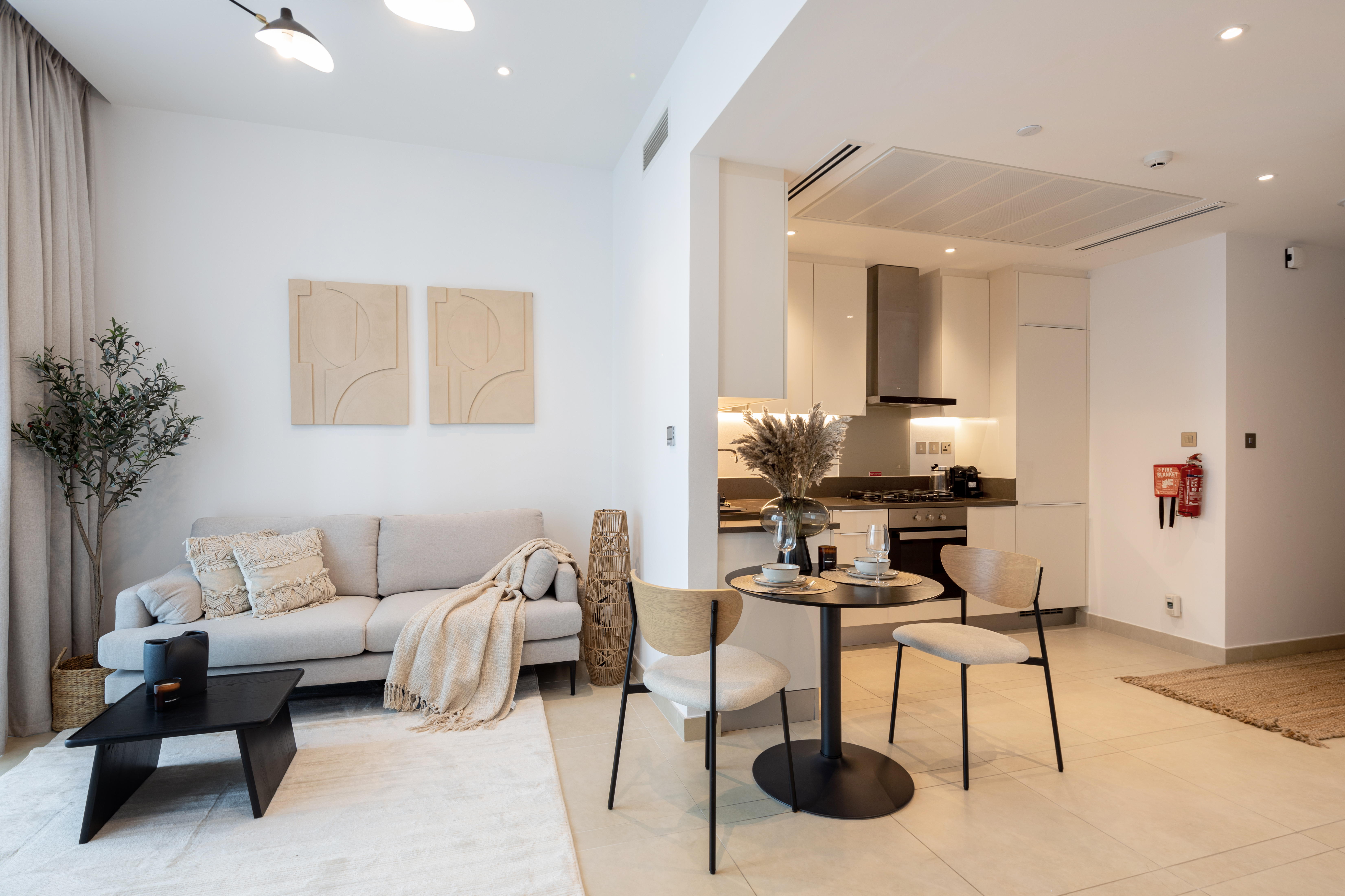 apartment card