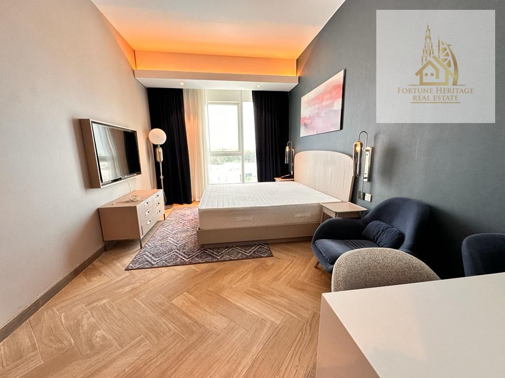 Fully furnished all bills included spacious studio ready to move