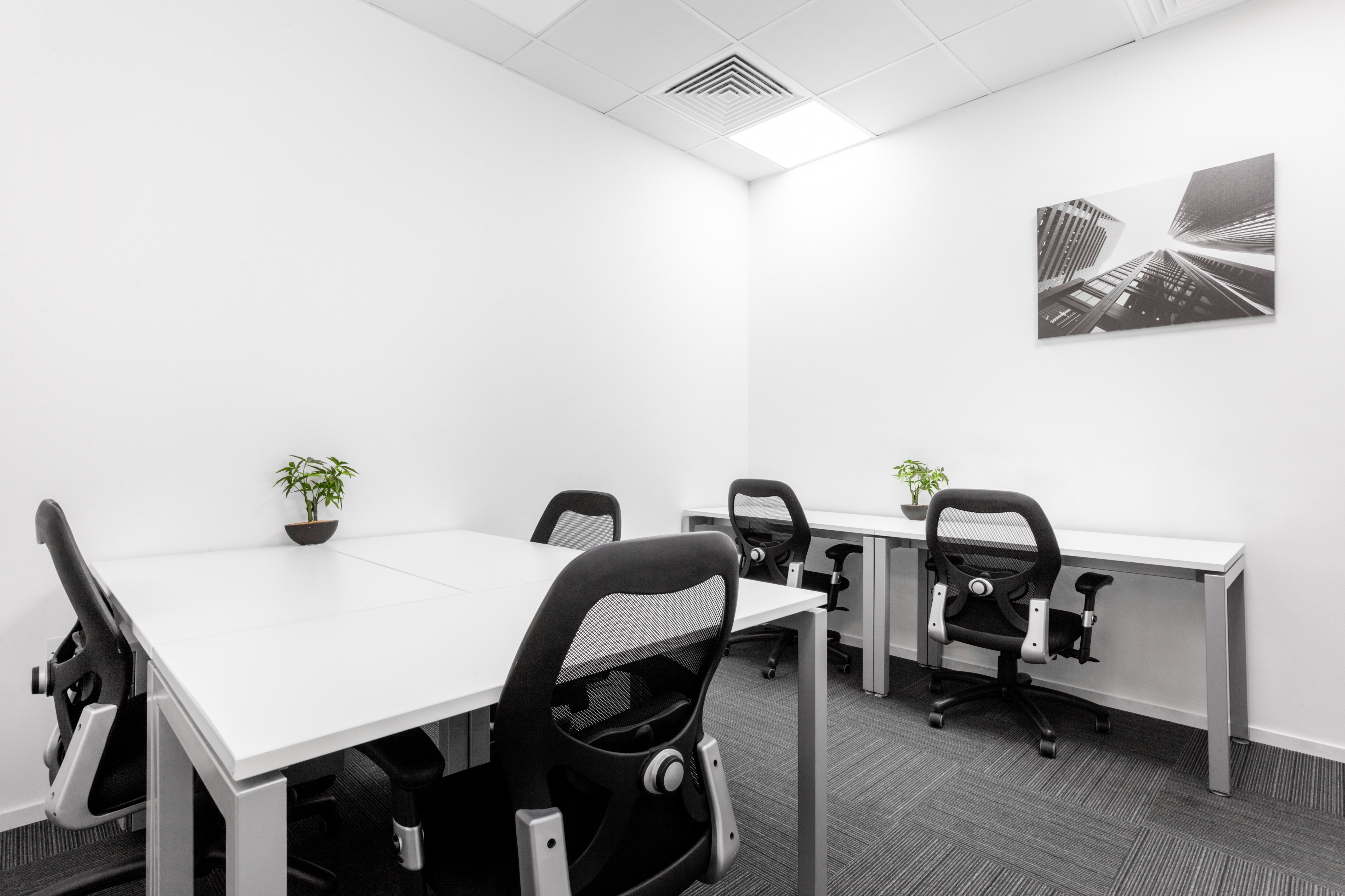 Private office space rental tailored to your business’ unique needs in AJMAN, Corniche Sharjah