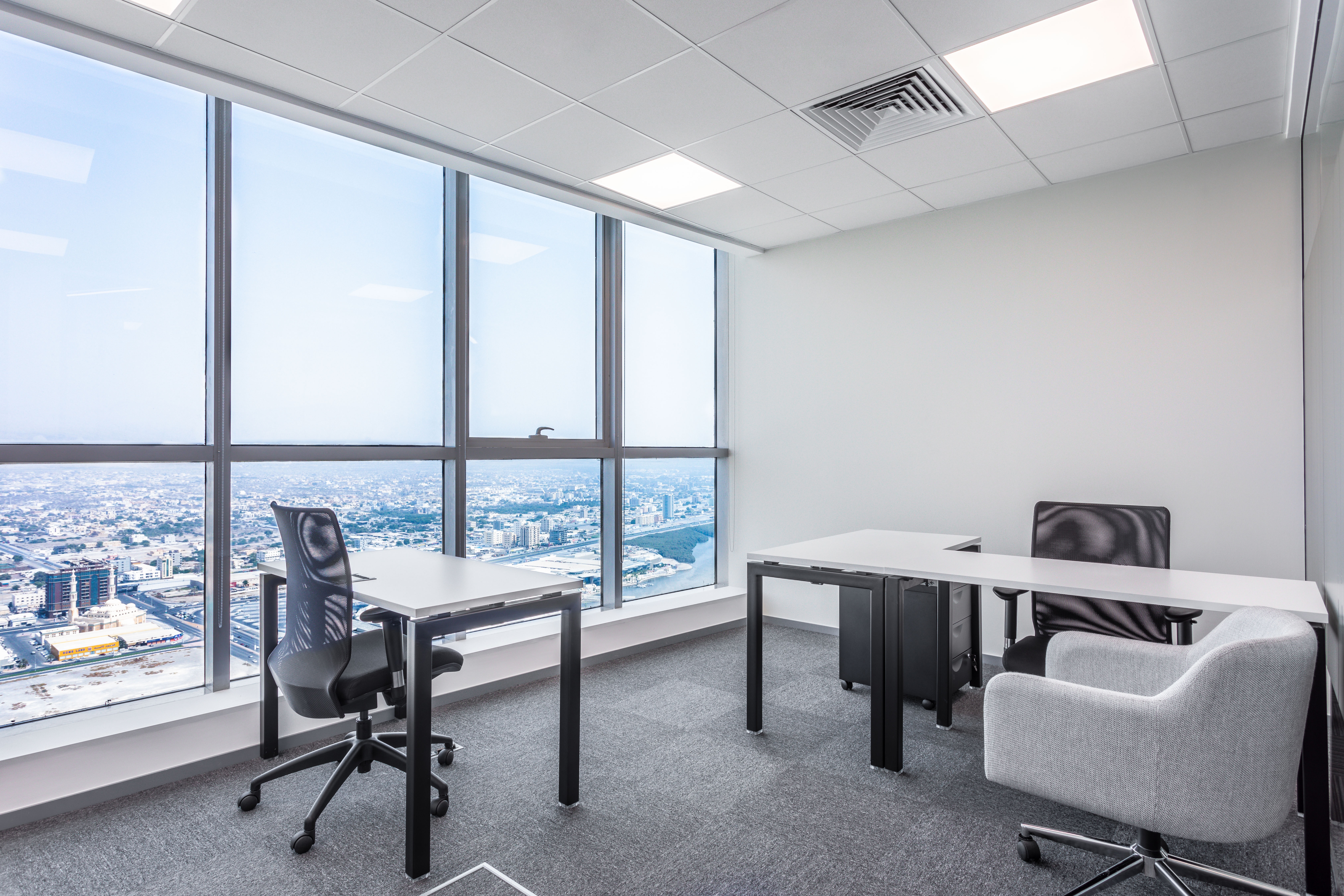 Coworking space for rent in RAS AL KHAIMAH, Julphar Tower RAK Sharjah