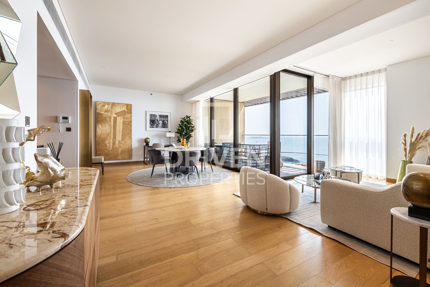 Furnished Apt and High Floor with Partial Sea View