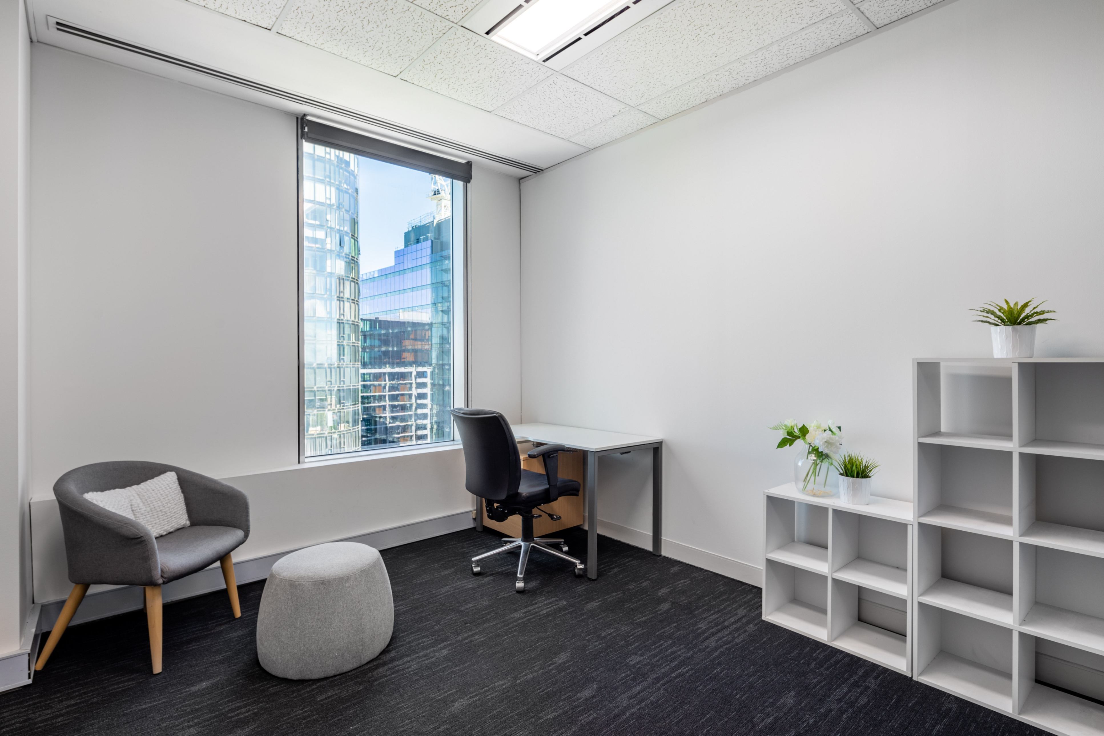 Fully serviced private office space to rent for you and your team in Sharjah, Sahara Healthcare City Dubai