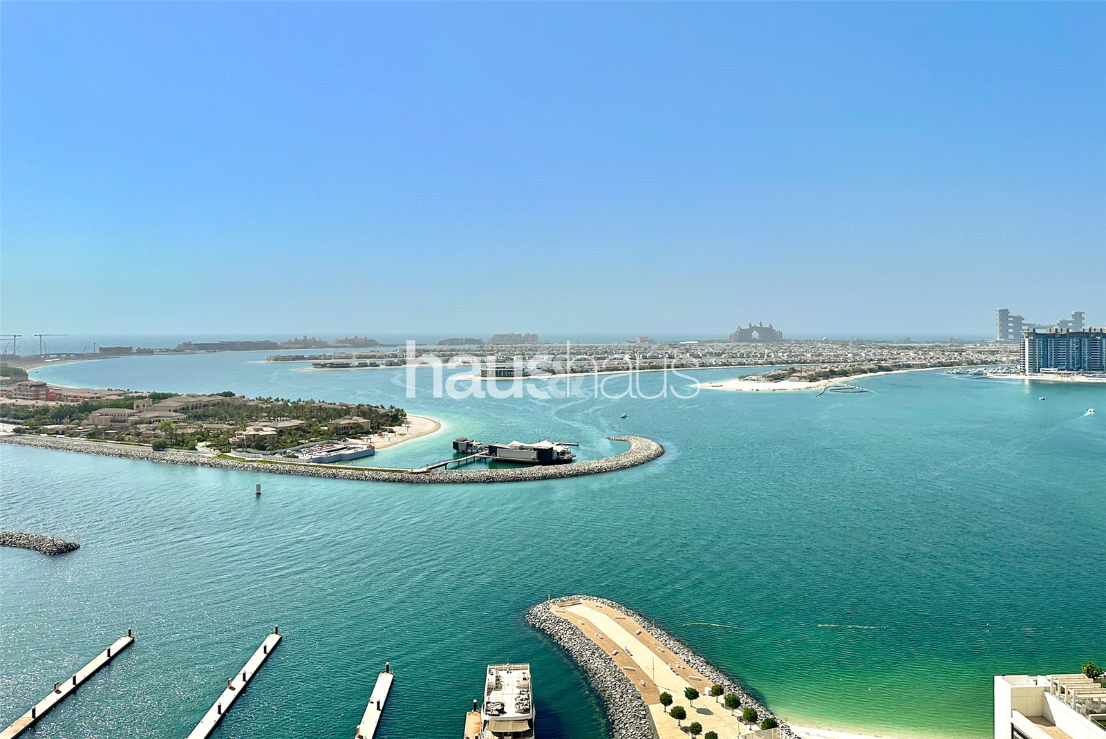 Luxury Apartment | Panoramic Views | Beach Access